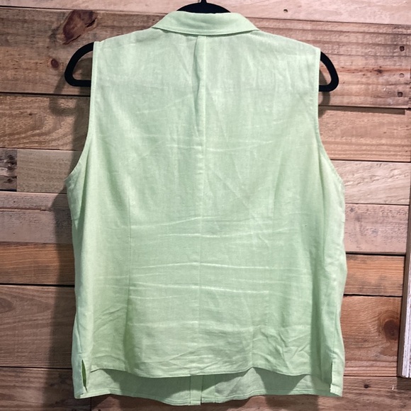 Plaza Collection Perite Button Down Sleeveless Top - Picture 4 of 6